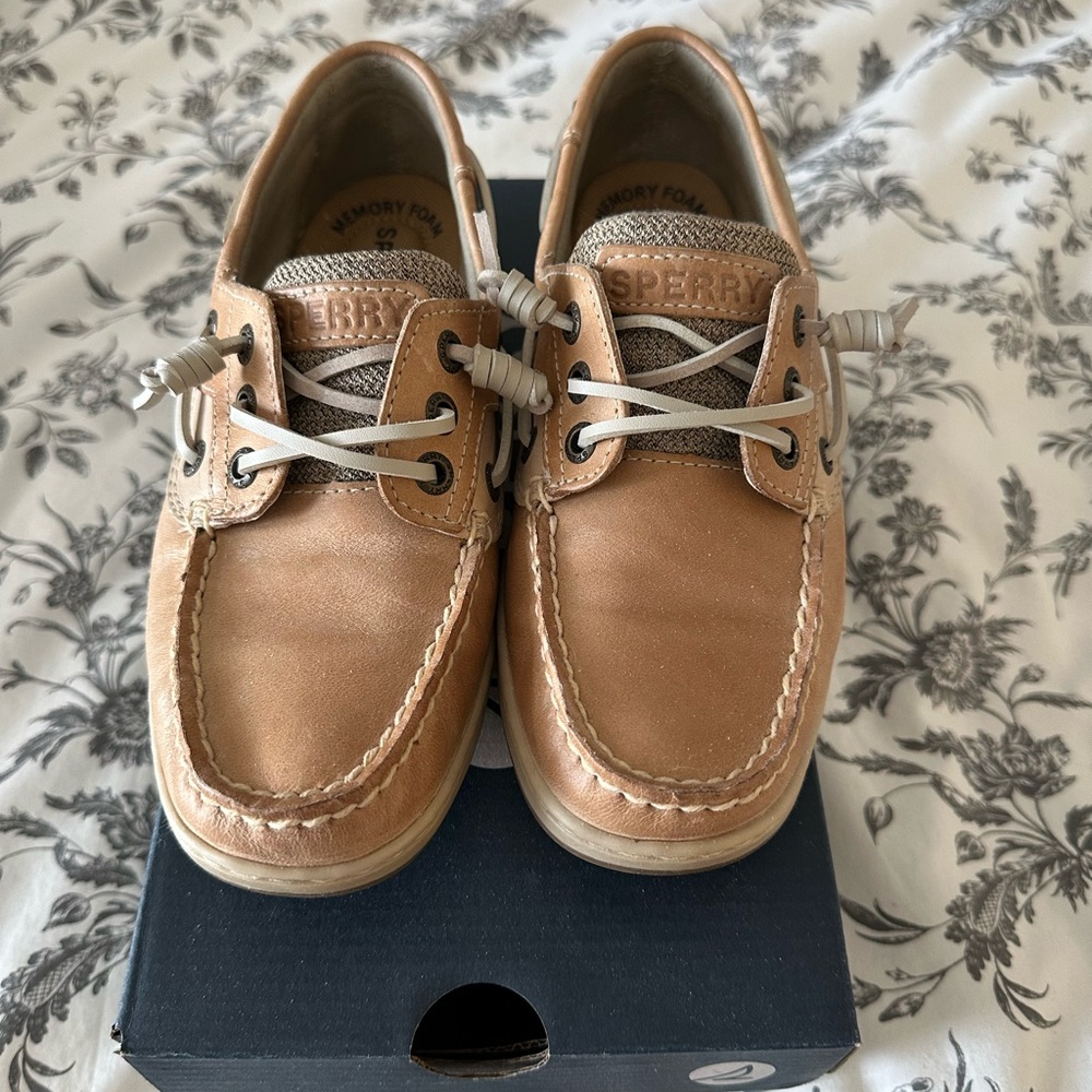 Sperry Rose Fish Eye Size 6 With Box Worn 1 Time